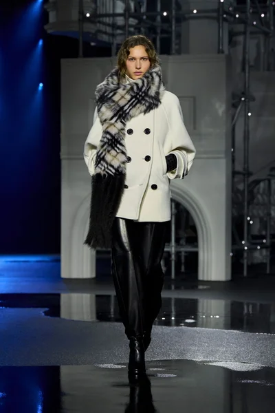 Look 31
